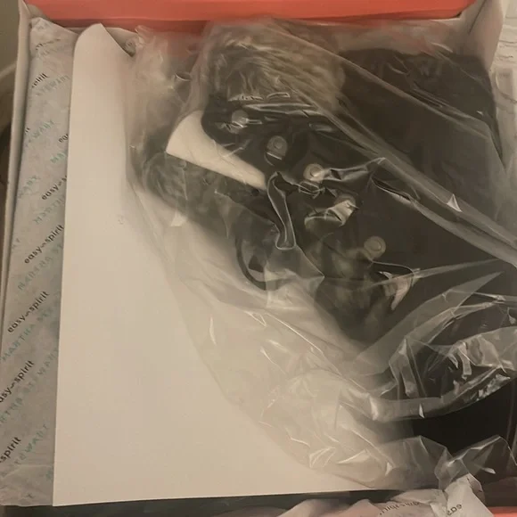 Easy Spirit boots - Picture 3 of 4